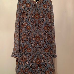 Cabi short, long sleeved dress